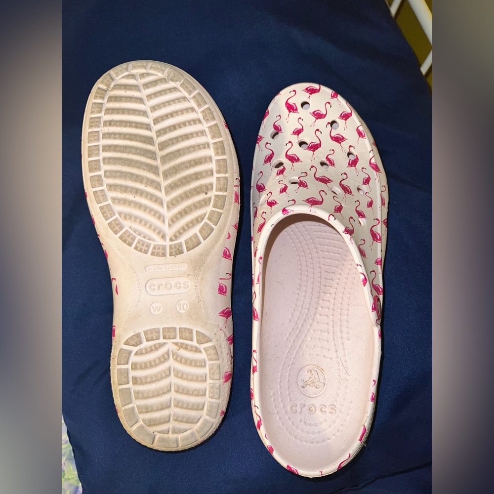 Women’s flamingo slip on crocs. Size 10.